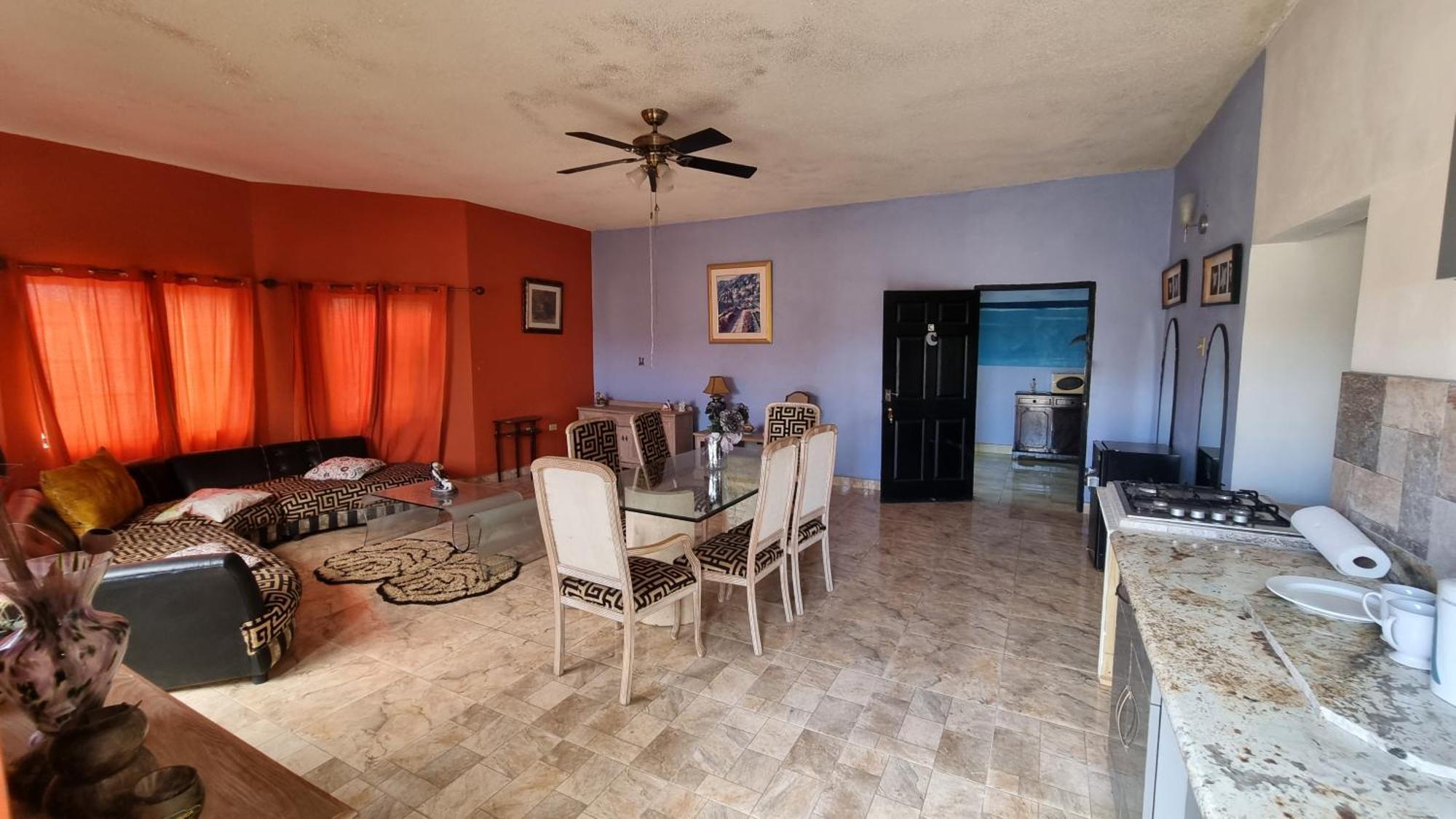 Little Savoy Guest House New Runaway Bay Exteriér fotografie