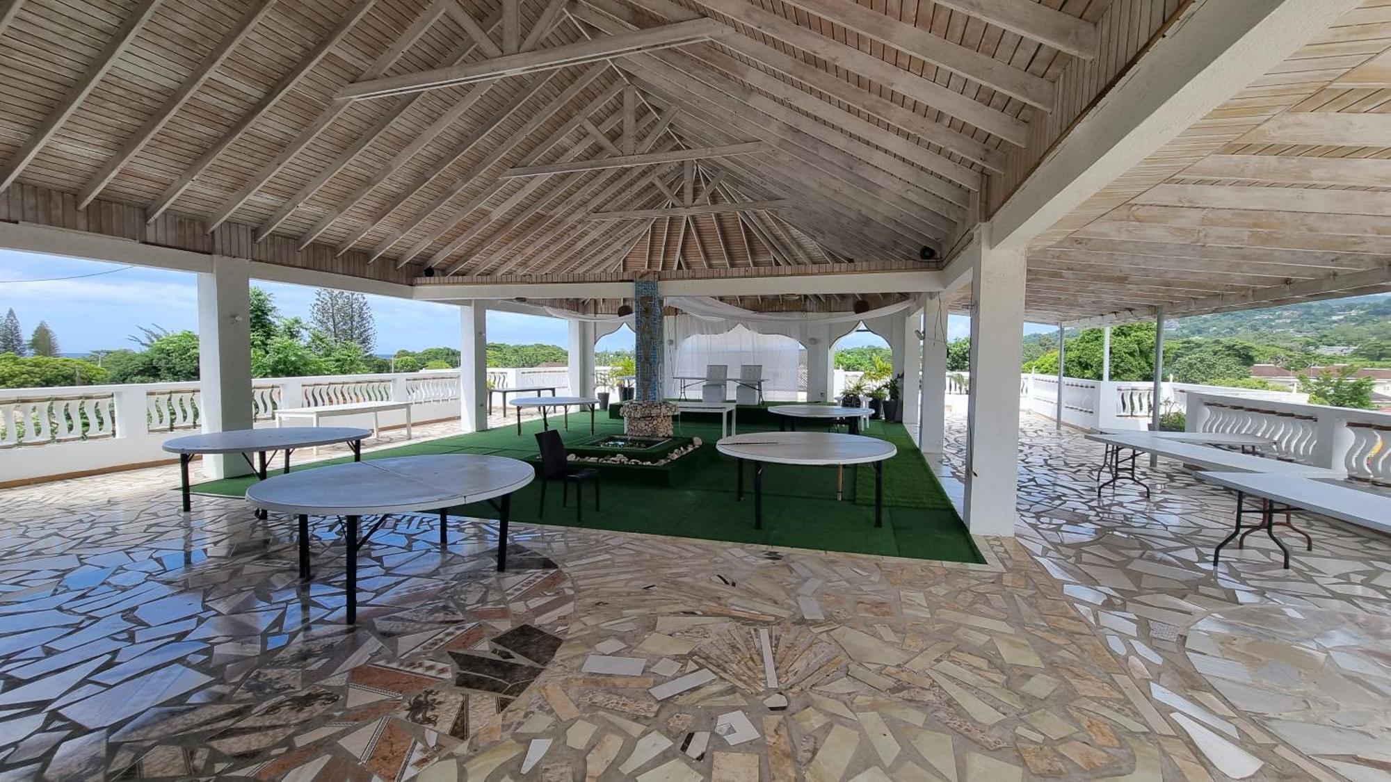 Little Savoy Guest House New Runaway Bay Exteriér fotografie